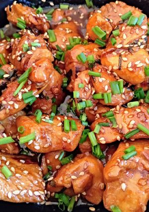 Una foto de Pollo teriyaki 🍛