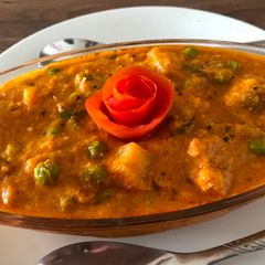 A picture of South Indian Style Vegetable Kurma Curry.