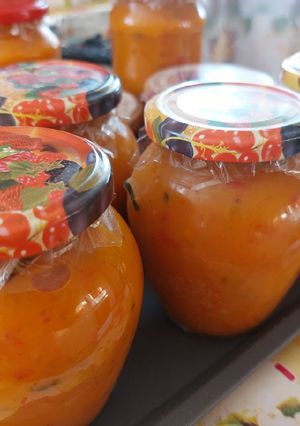 Almás, zsályas sütőtök chutney (csatni) recept fotója