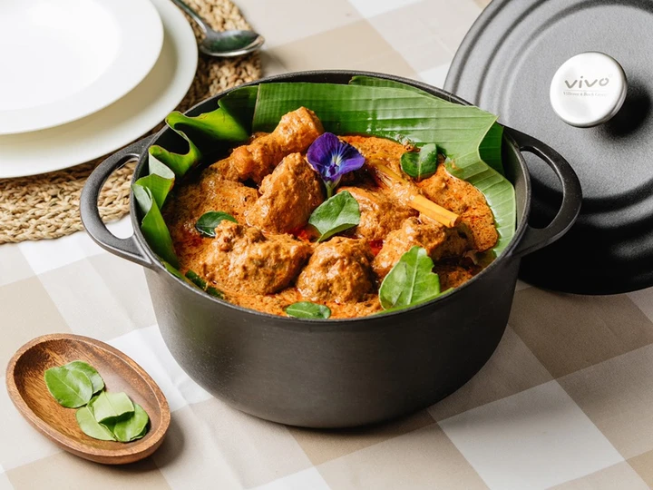 Easy Way Make Chicken Rendang with Lime Leaves by Chef Dato’ Fazley Yaakob the So Delicious Appealing