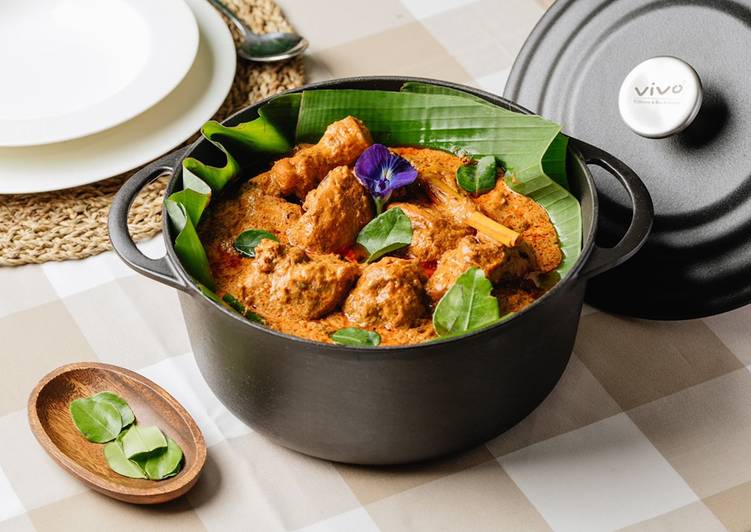 Simple Way to Make Quick Chicken Rendang with Lime Leaves by Chef Dato’ Fazley Yaakob