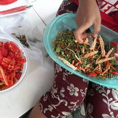 A picture of Sambal (Indonesian chilli sauce...extended).