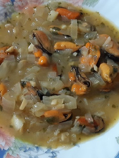 Una foto de Mejillones picantes a la sidra