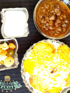عکسی از دستور خورش فسنجون با پسته غزال پز