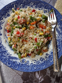 Una foto de Arroz con verduras congelado