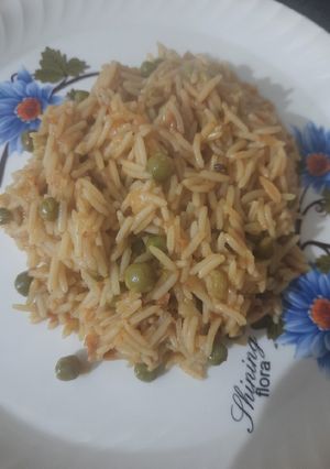 आलू मटर पुलाव (aloo matar pulao recipe in Hindi) रेसिपी मुख्य फोटो
