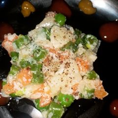 A picture of Russian Salad.