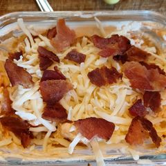 A picture of My keto chicken jalapeños bacon dip.