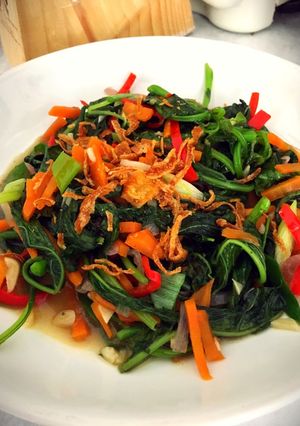 Foto resep Tumis bayam wortel