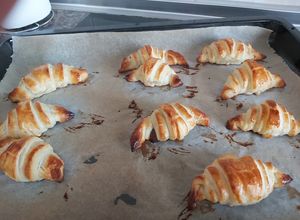 Foto principal de Cruasanes de hojaldre con chocolate