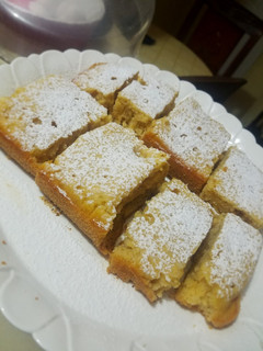 Una foto de Pastel de arroz y maíz