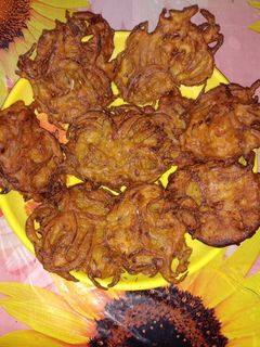 পেঁয়াজি (peyaji recipe in Bengali) রেসিপির প্রধান ছবি