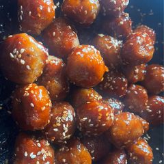 A picture of Chicken dragon balls.