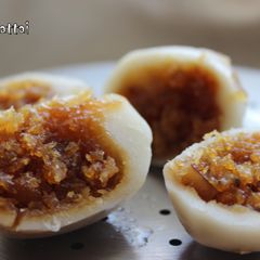 A picture of Kozhukattai /Modak/Steamed Rice Dumpling.