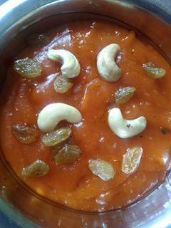 திருவையாறு அசோகா+கல்யாண வீட்டு அசோகா (Asoka alwa recipe in Tamil) செய்முறை முக்கிய புகைப்படம்
