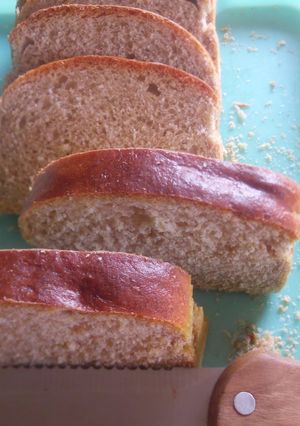 A picture of Jiko oven bread.
