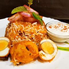 A picture of Egg Dum Biryani.
