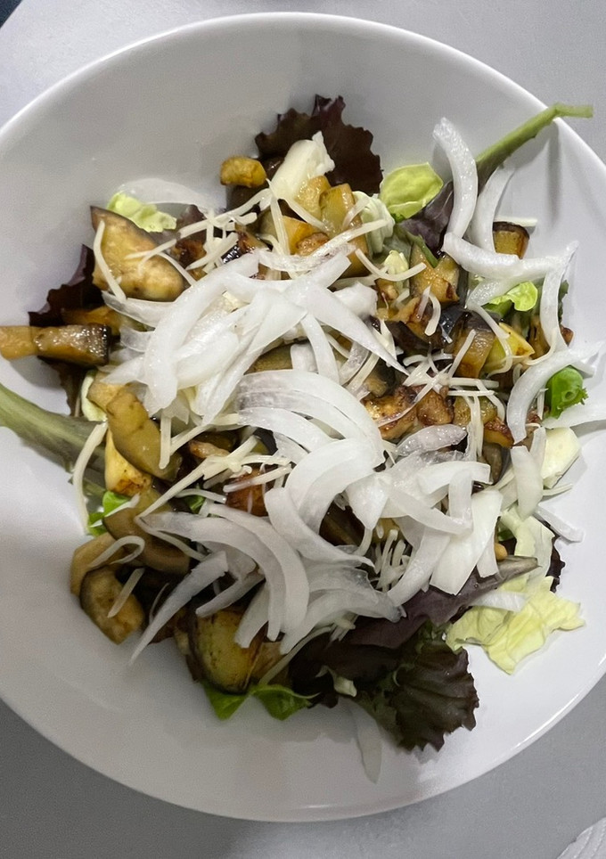 Una foto de Ensalada de berenjena con miel