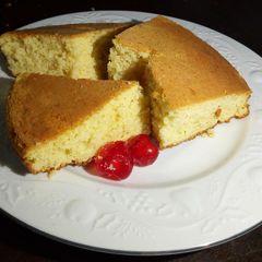 A picture of Honey cake.