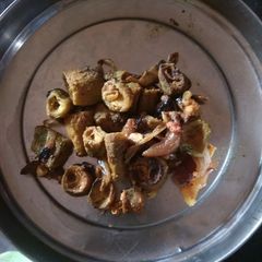 A picture of Karela fry.