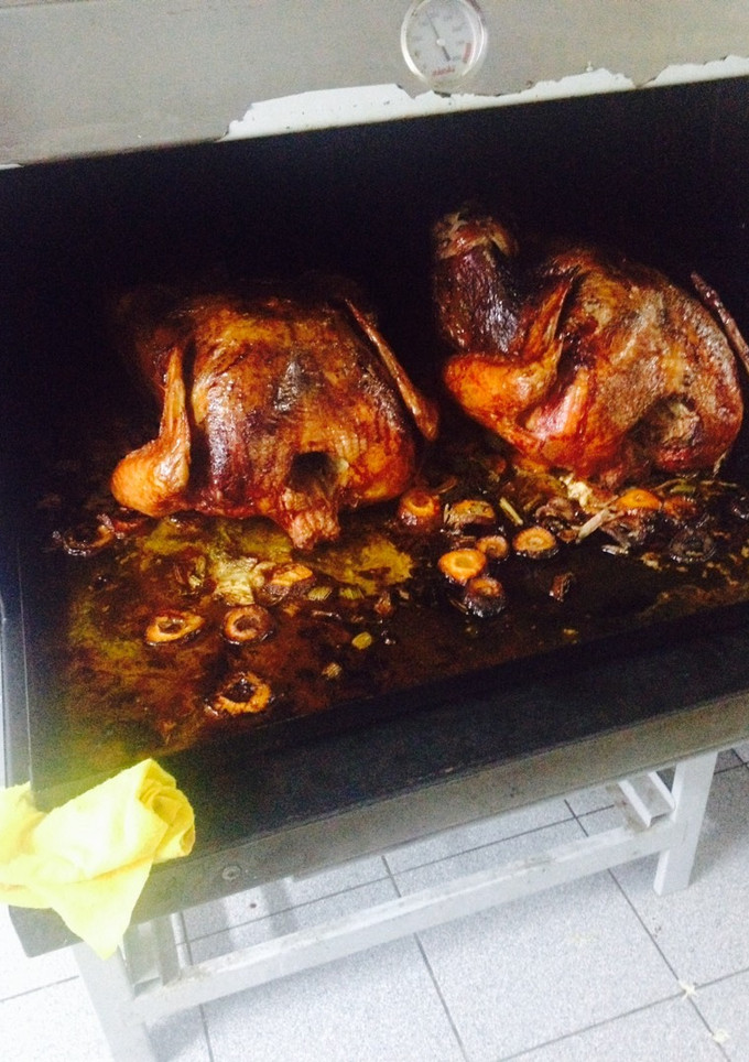Una foto de Pavo navideño