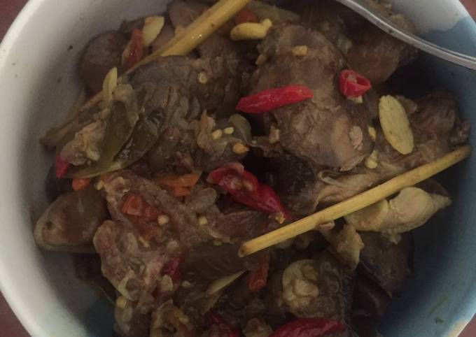 Cara Gampang Menyiapkan Oseng mercon ati ampla yang Bisa Manjain Lidah