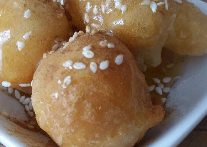 Loukoumades - Griechische Hefebällchen