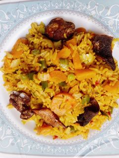 Dafadukan shinkafa mai kayan lambu ainihin hoton girkin