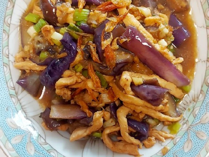 Langkah Mudah untuk Membikin Resep Tumis terong ayam saos tiram yang Bikin Ngiler Anti Ribet, Lezat