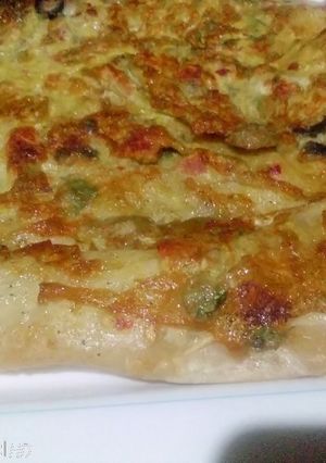 A picture of Pizza Paratha.
