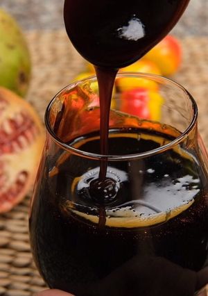 صورة لوصفة دبس الرمان بطريقة اصلية وبدون إضافات