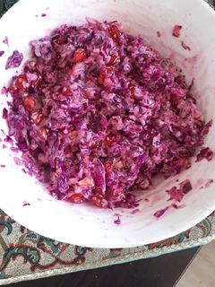 عکسی از دستور سالاد کلم و انار