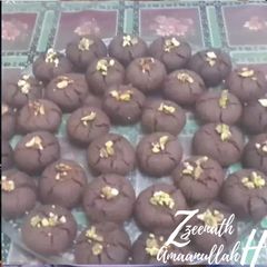 A picture of Chocolate Nan Khatai.