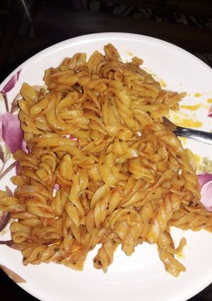 पास्ता (pasta recipe in hindi) रेसिपी मुख्य फोटो