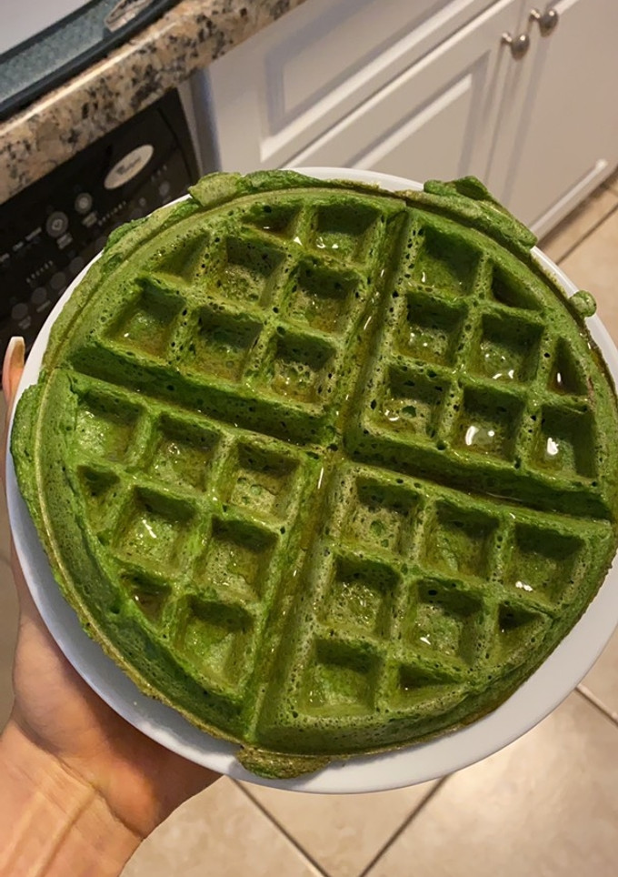 Una foto de Waffle súper saludable, delicioso! Para antes de entrenar 🥰