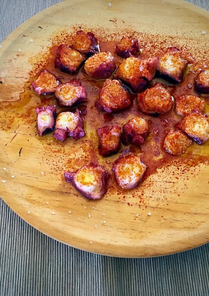 Una foto de Pulpo a la gallega