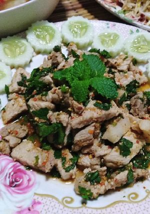 รูปของ ลาบหมูชิ้น