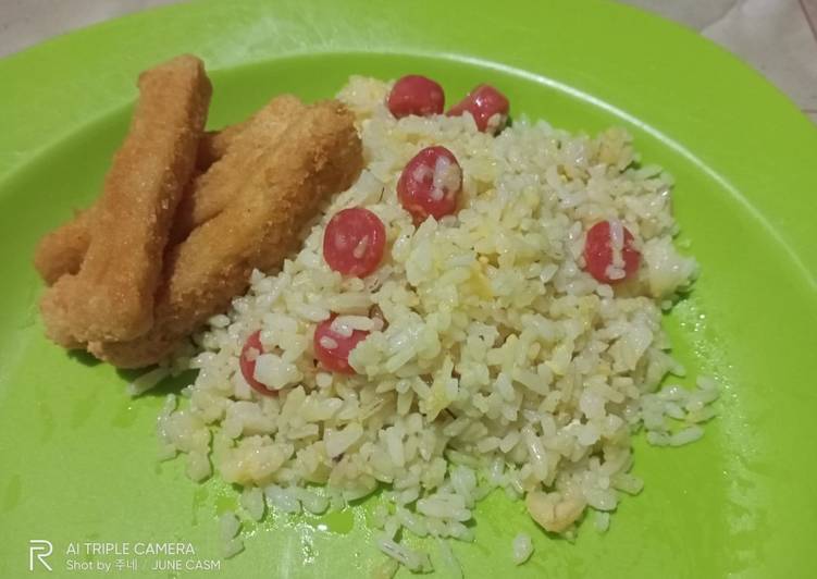 Bagaimana Menyiapkan Korean Fried Rice (Nasi Goreng Korea), Lezat