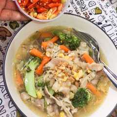 รูปของ Sup Xtra Beef ala” marugame 😅(wortel,jagung,brokoli)