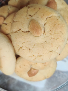 કાજુ કૂકીઝ (Cashew Cookies Recipe In Gujarati) રેસીપી મુખ્ય ફોટો