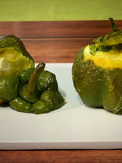 Una foto de Pimientos rellenos de tortilla de patatas