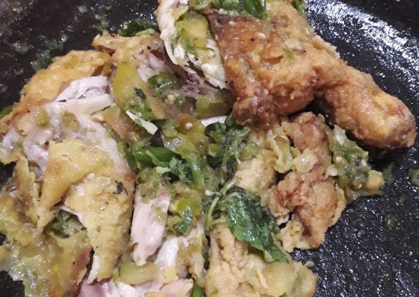 Ayam geprek surawung aka kemangi