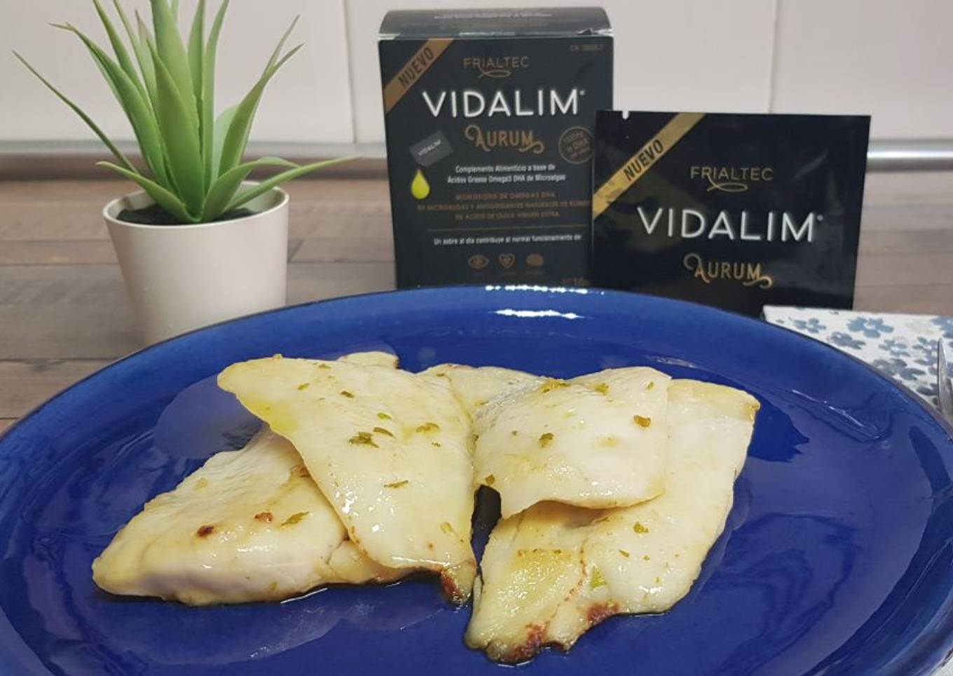 Merluza a la plancha con ajo y perejil