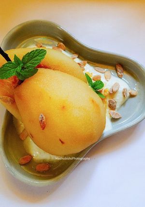 A picture of Saffron Poached Pears.