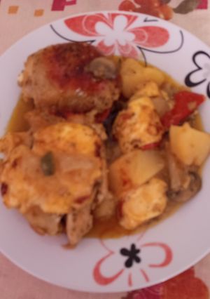 Φωτογραφία της συνταγής Κοτόπουλο εξοχικό στη γάστρα😋