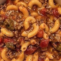 A picture of Larry's ol fashion goulash.
