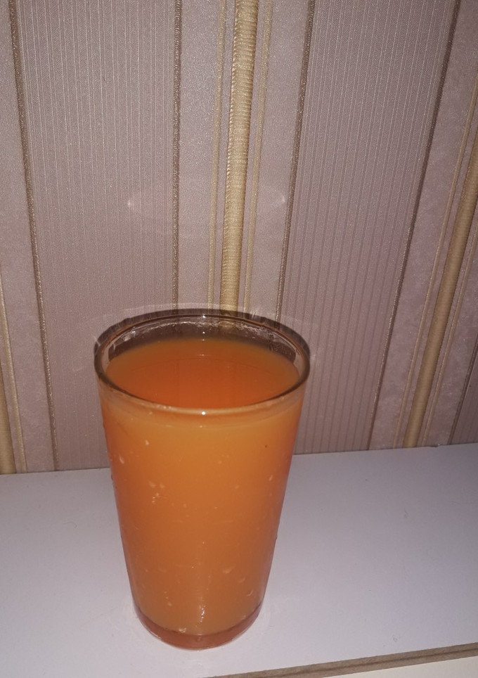 A picture of Mango and cucumber drink.