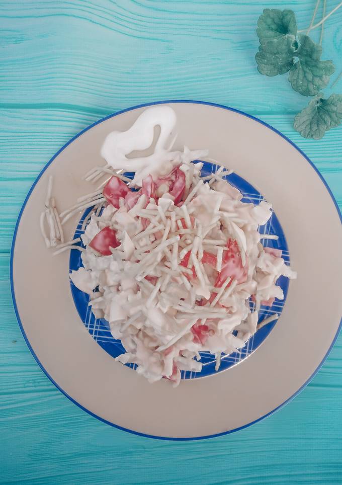 Салат с сиром косичкою