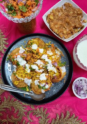 தயிர் பூரி(tayir puri recipe in tamil) செய்முறை முக்கிய புகைப்படம்