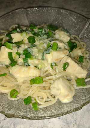 Una foto de Pollo al verdeo con crema